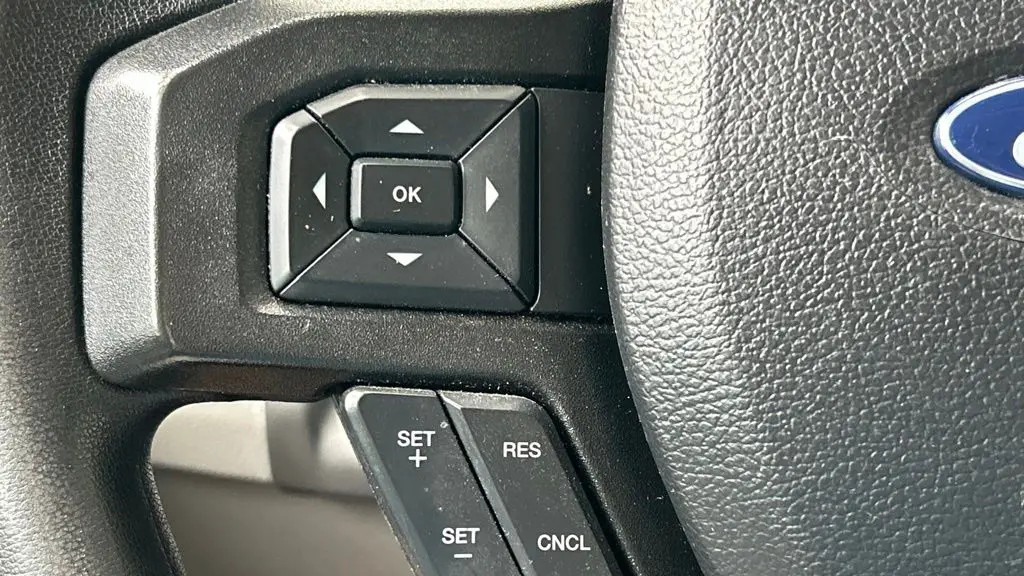 2024 Ford E-Series E-450 SD