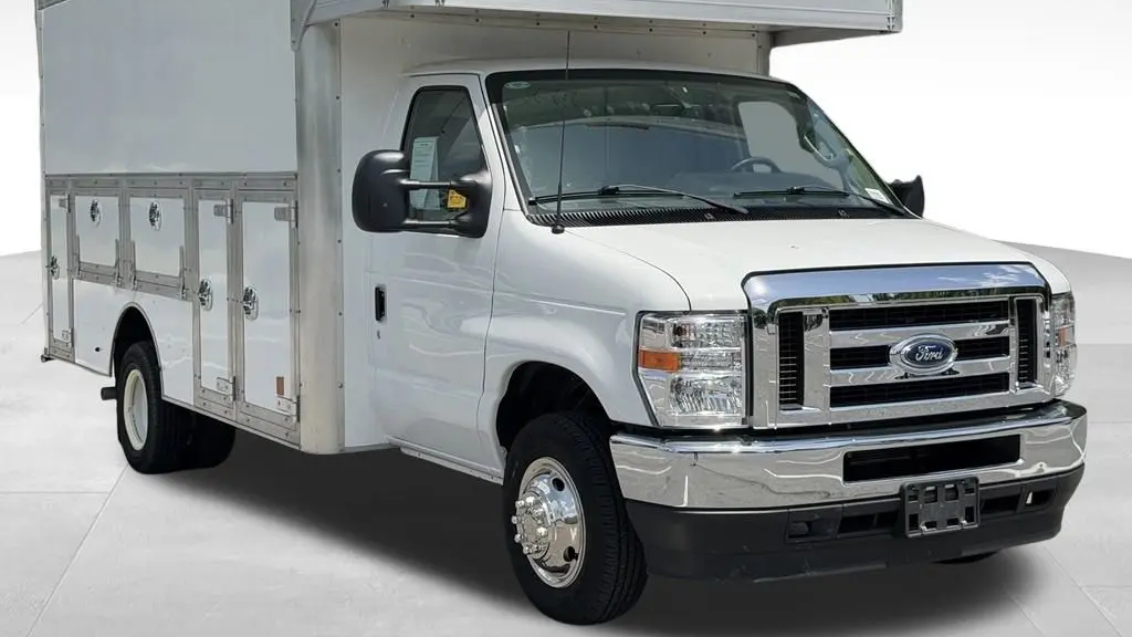Preowned 2024 Ford E-Series E-450 SD for Sale