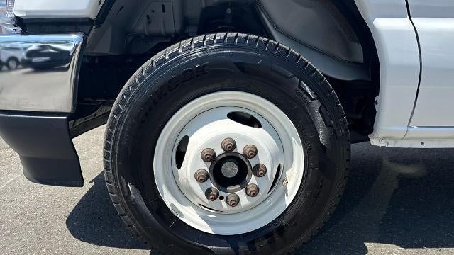 2025 Ford E-Series E-450 SD