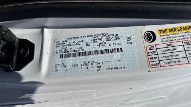 2025 Ford E-Series E-450 SD