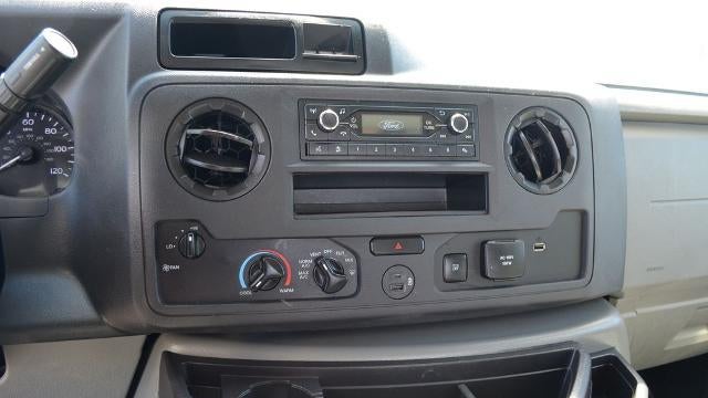 2025 Ford E-Series E-450 SD