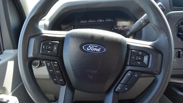2025 Ford E-Series E-450 SD