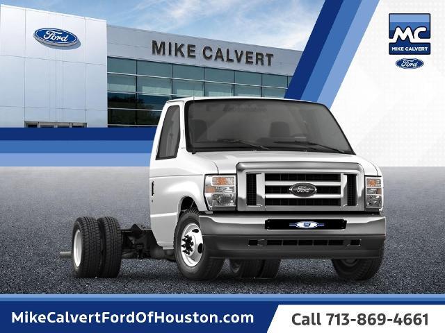 2027 Ford E-450 - $54,491