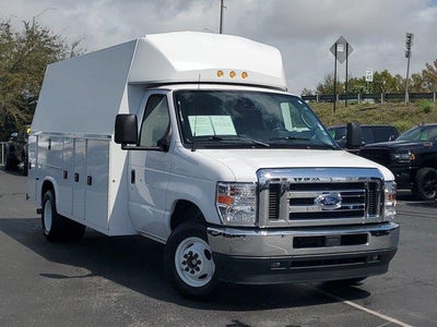 2024 Ford E-Series E-450 SD 2DR 158 In. WB DRW Cutaway Chassis