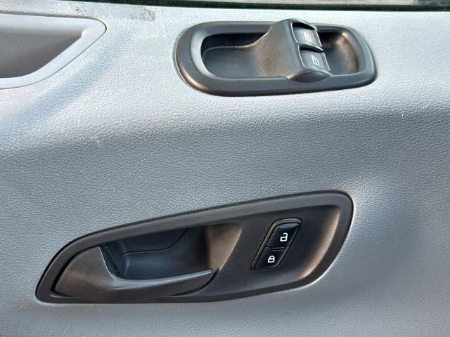 2017 Ford Transit - $22,488