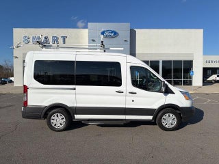 2019 Ford Transit with Oxford White Exterior