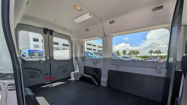2015 Ford Transit 150 XL