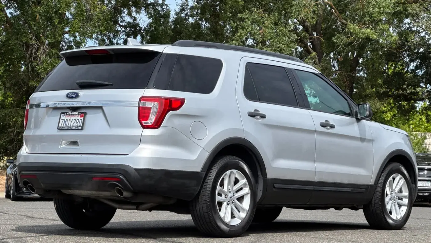 2016 Ford Explorer Base