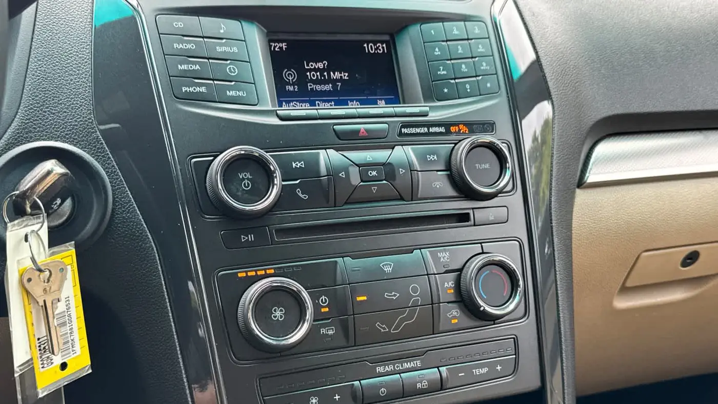 2016 Ford Explorer Base