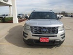 2016 Explorer Thumbnail 10