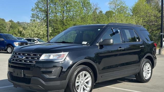 2017 Ford Explorer Base