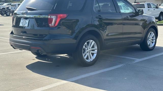 2017 Ford Explorer Base