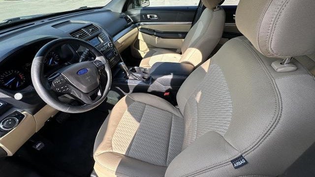 2017 Ford Explorer Base