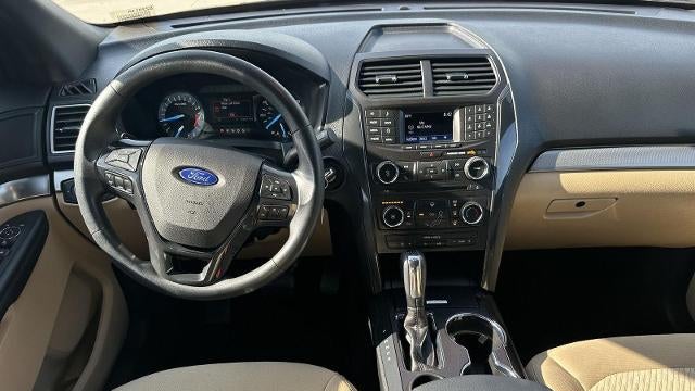 2017 Ford Explorer Base
