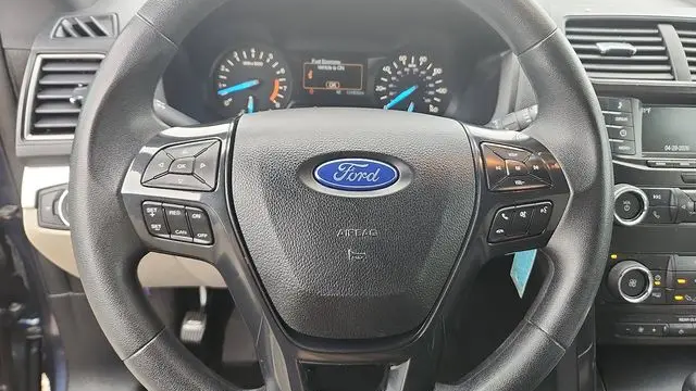 2019 Ford Explorer Base