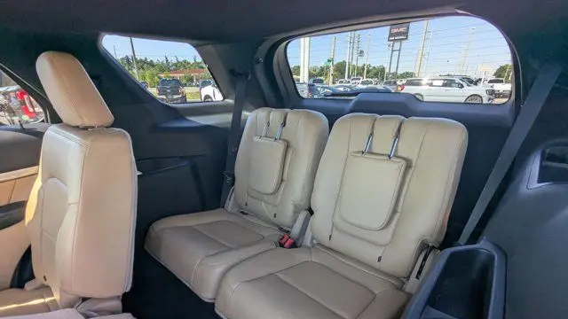 2017 Ford Explorer Base