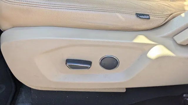 2017 Ford Explorer Base