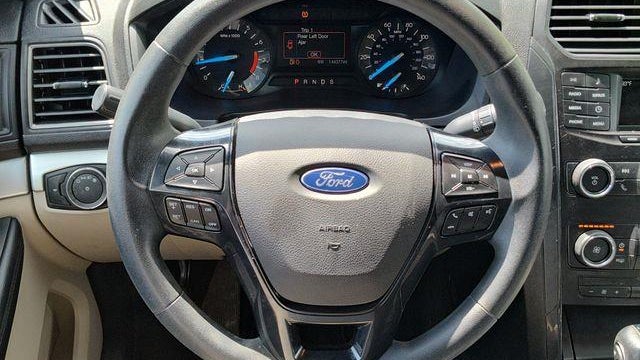 2018 Ford Explorer Base