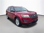 2016 Explorer Thumbnail 3