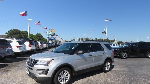 2017 Ford Explorer Base