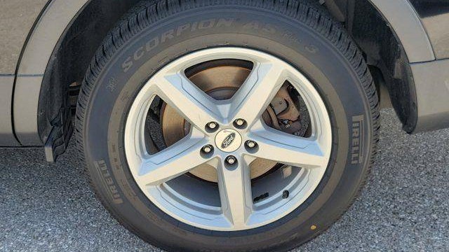 2018 Ford Explorer Base