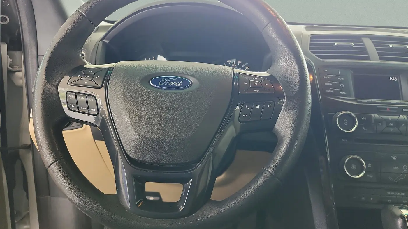 2017 Ford Explorer Base