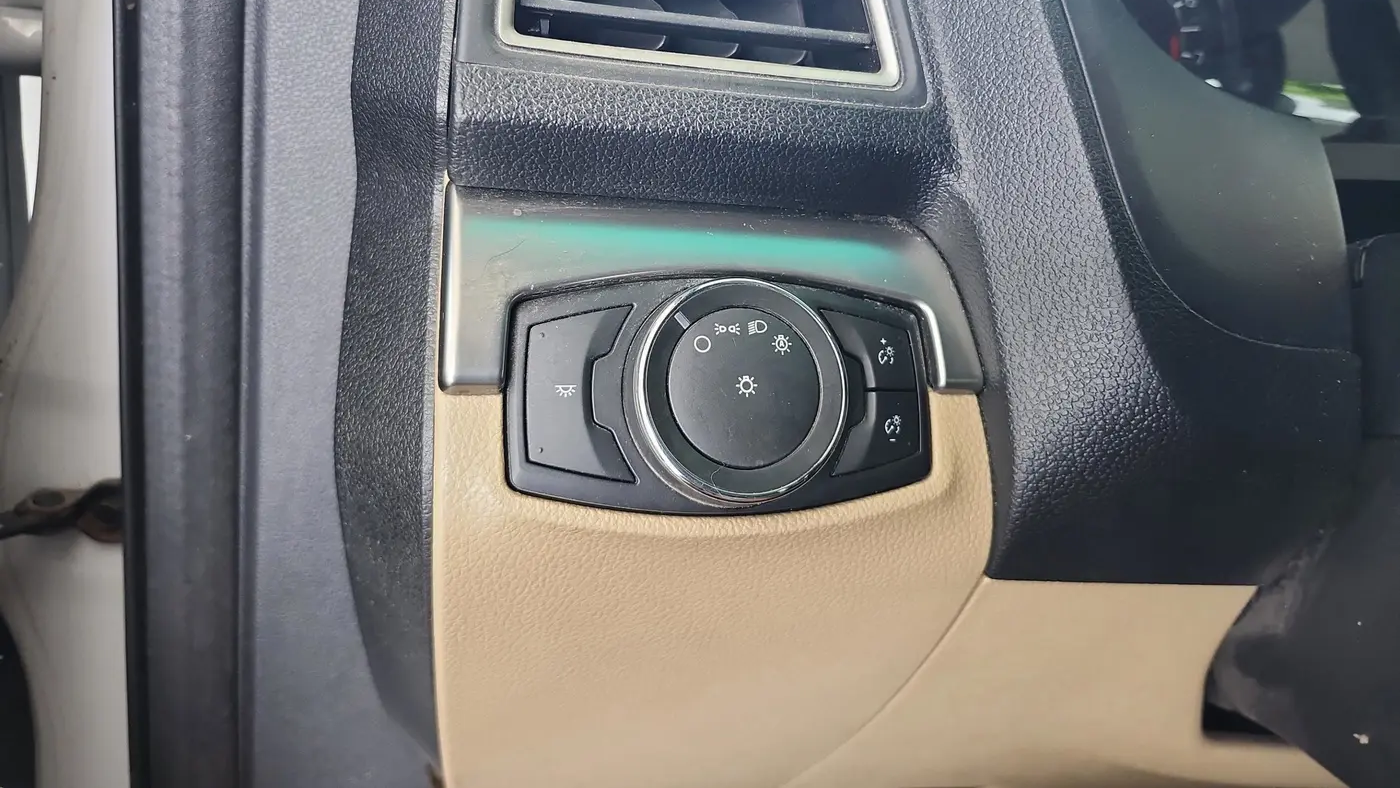 2017 Ford Explorer Base