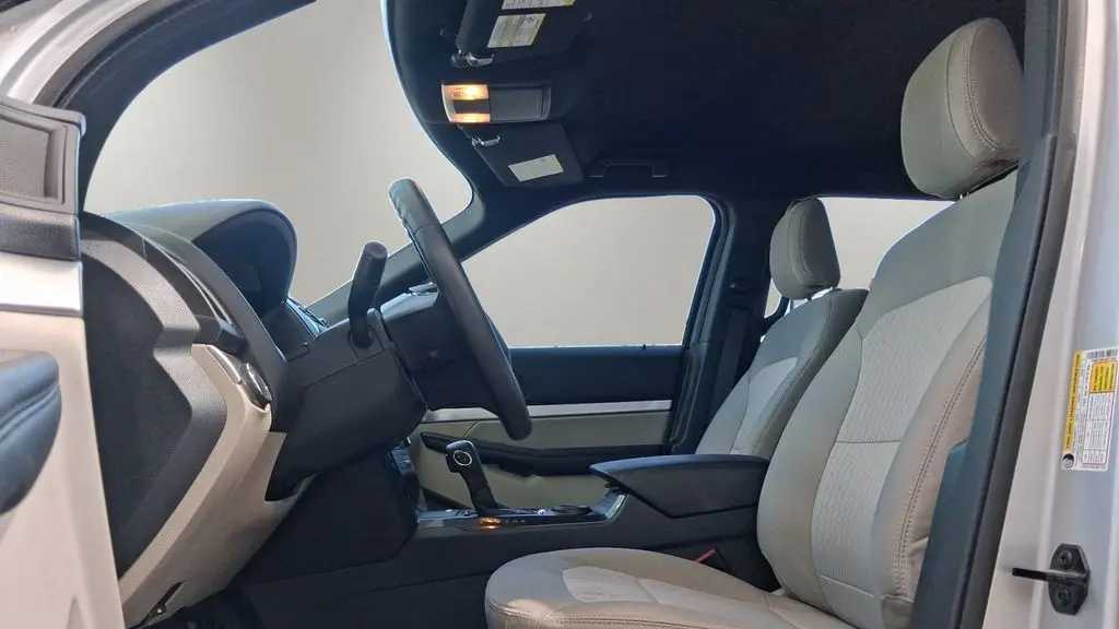 2018 Ford Explorer Base