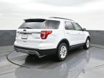 2016 Explorer Thumbnail 11