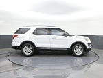 2016 Explorer Thumbnail 24