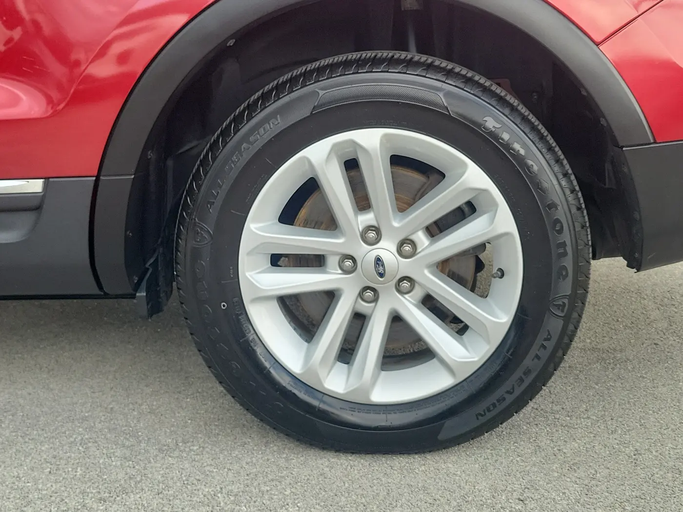 2014 Ford Explorer - $8,990