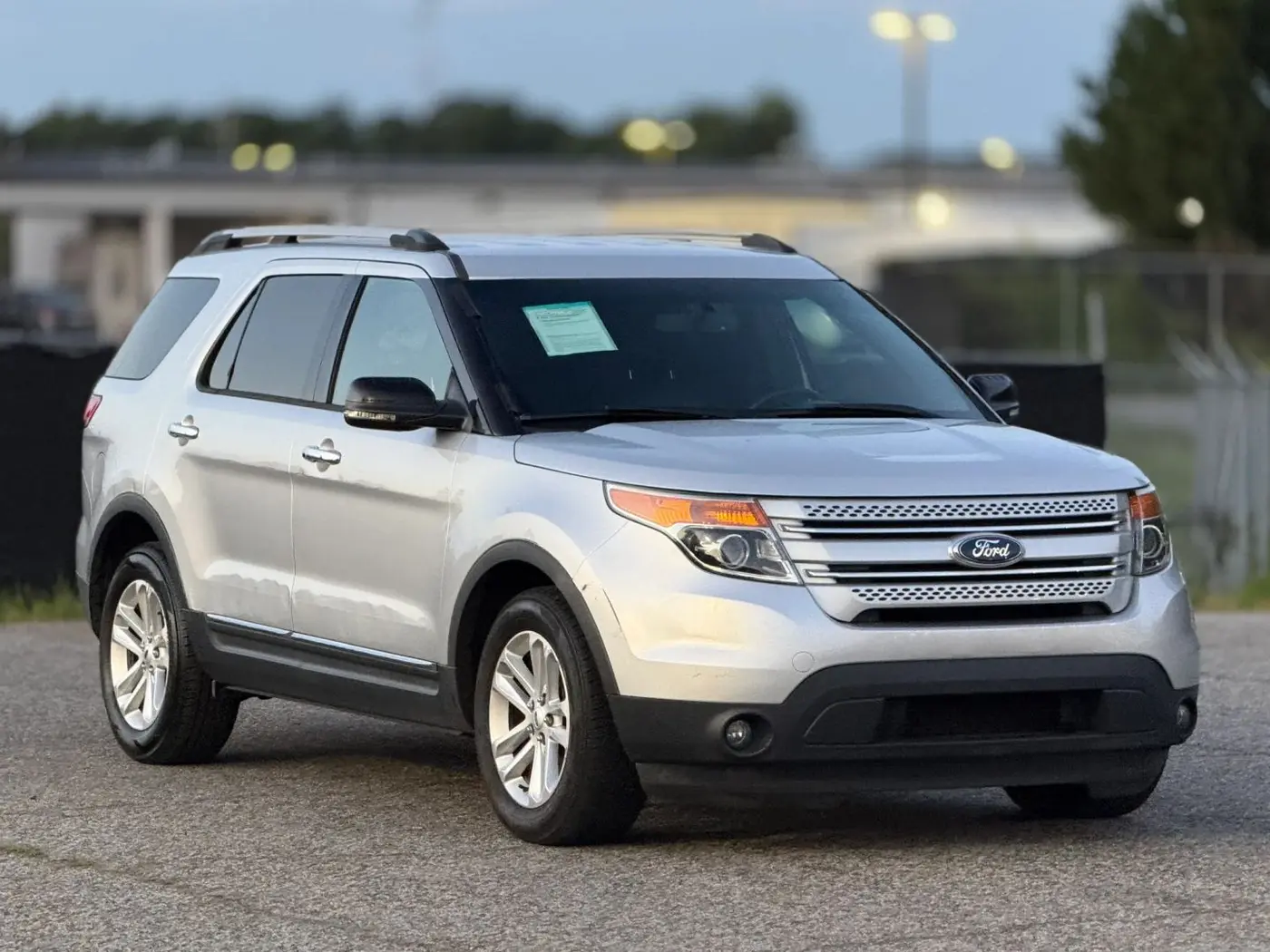2015 Ford Explorer - $7,950