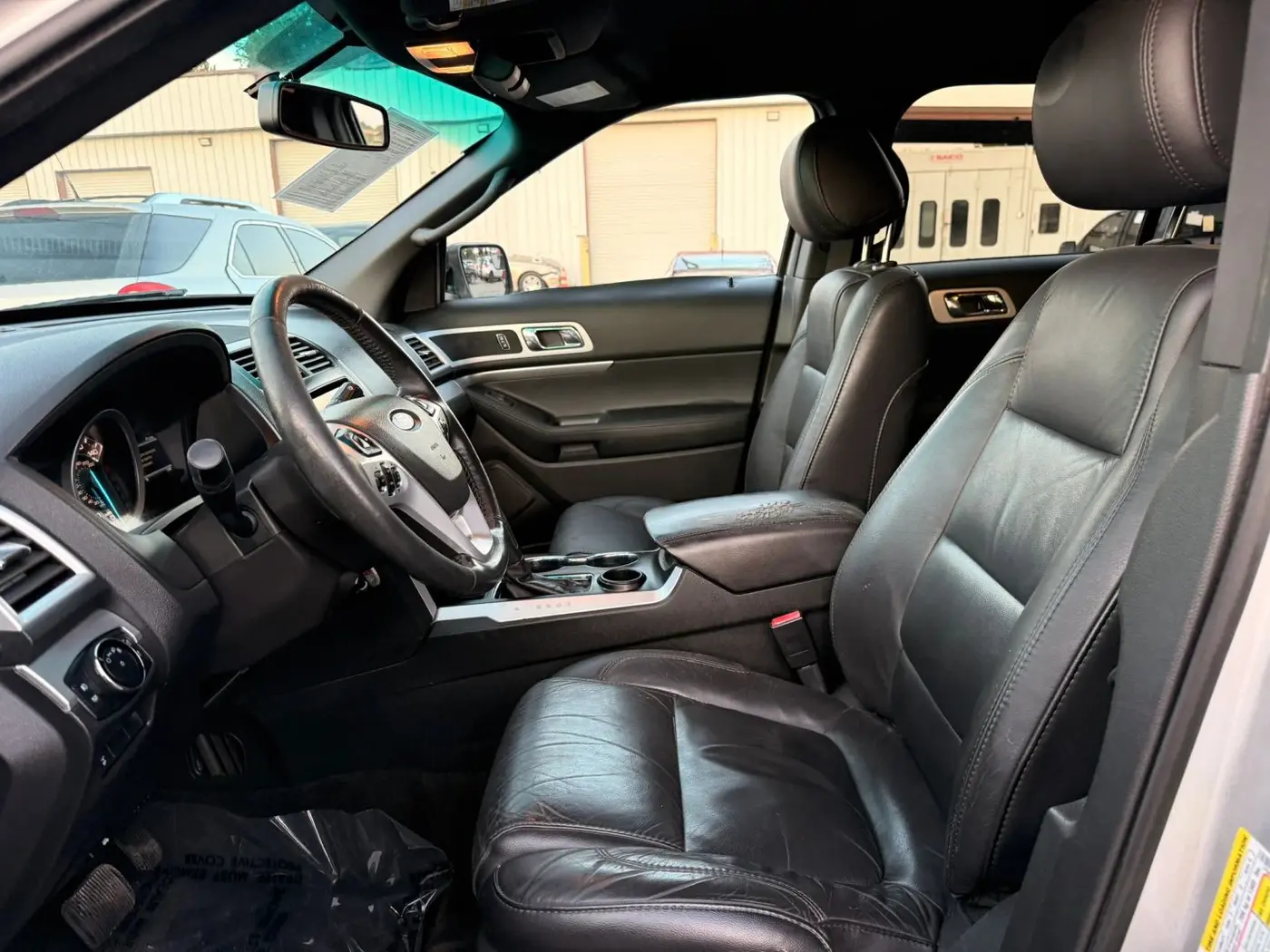 2015 Ford Explorer - $7,950