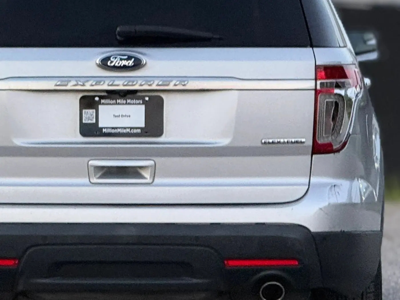 2015 Ford Explorer - $7,950