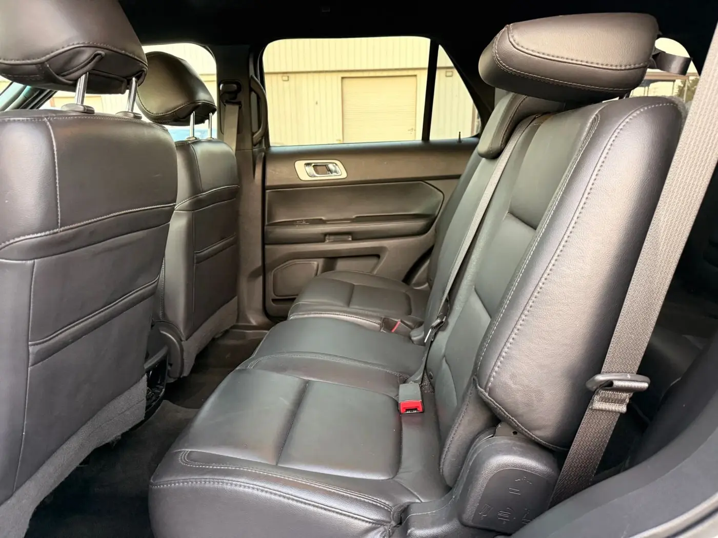 2015 Ford Explorer - $7,950