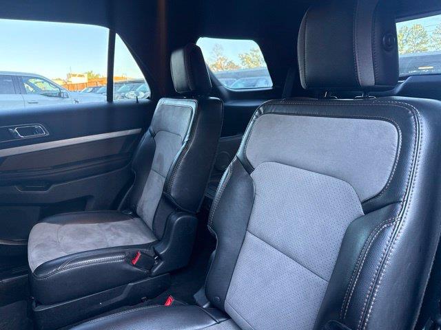 2017 Ford Explorer - $13,936