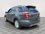 2016 Explorer Thumbnail 3