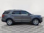 2016 Explorer Thumbnail 6