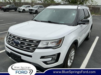 2017 Ford Explorer XLT 4DR SUV