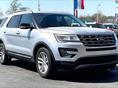 2017 Ford Explorer XLT 4DR SUV