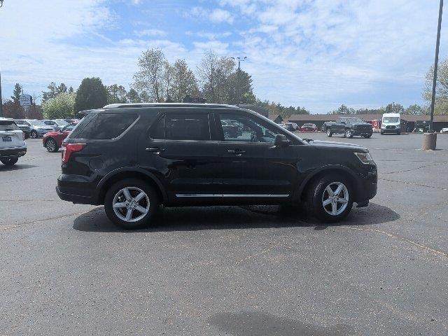 2018 Ford Explorer - $13,832