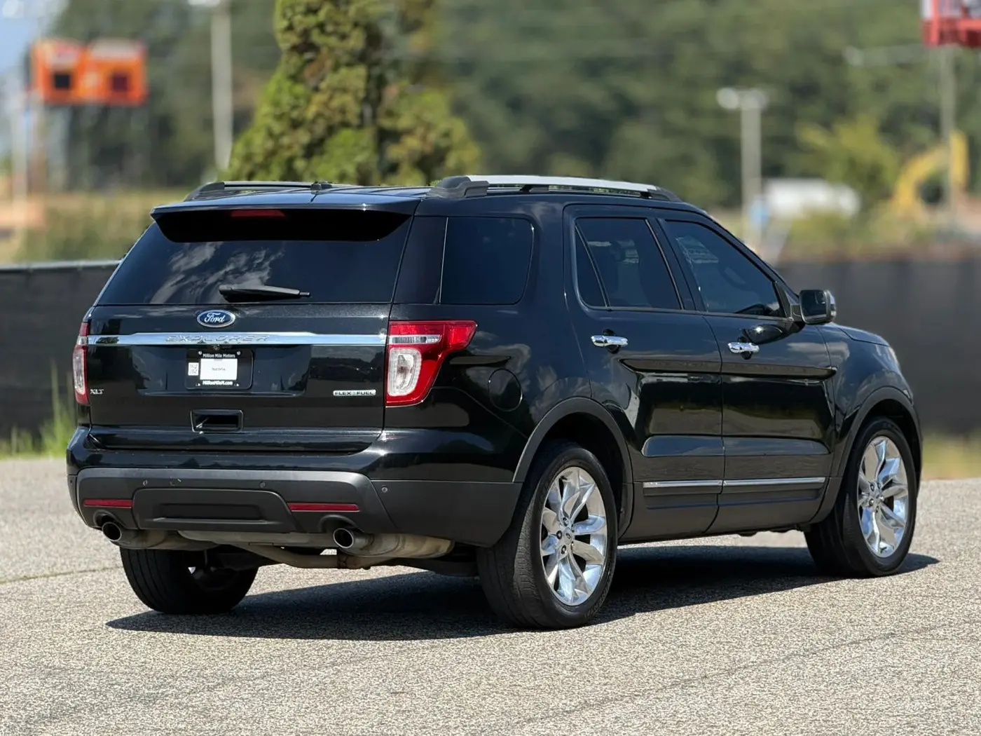 2015 Ford Explorer - $9,950