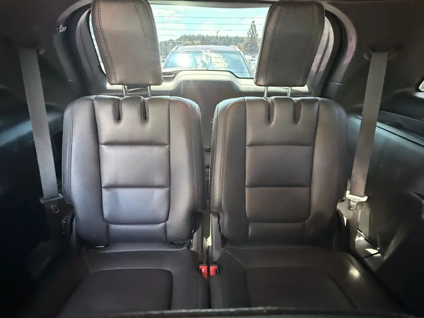 2015 Ford Explorer - $9,950
