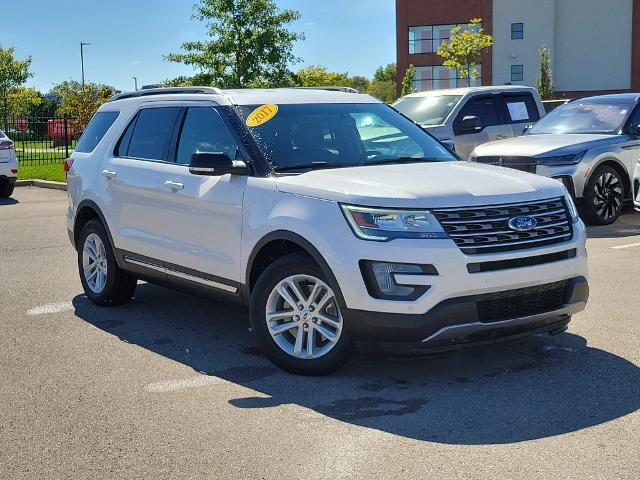 2017 Ford Explorer - $15,175