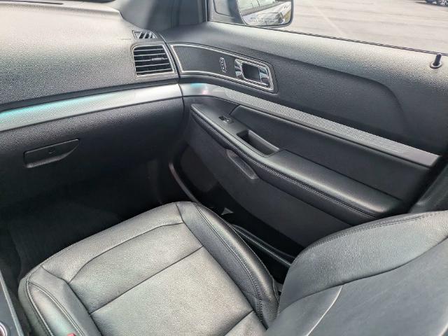 2017 Ford Explorer - $11,988