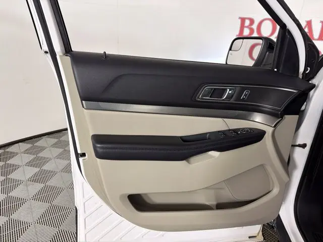 2018 Ford Explorer - $18,500