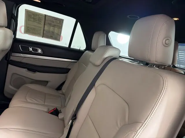 2018 Ford Explorer - $18,500
