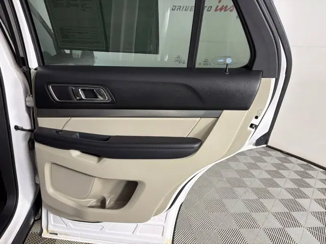 2018 Ford Explorer - $18,500