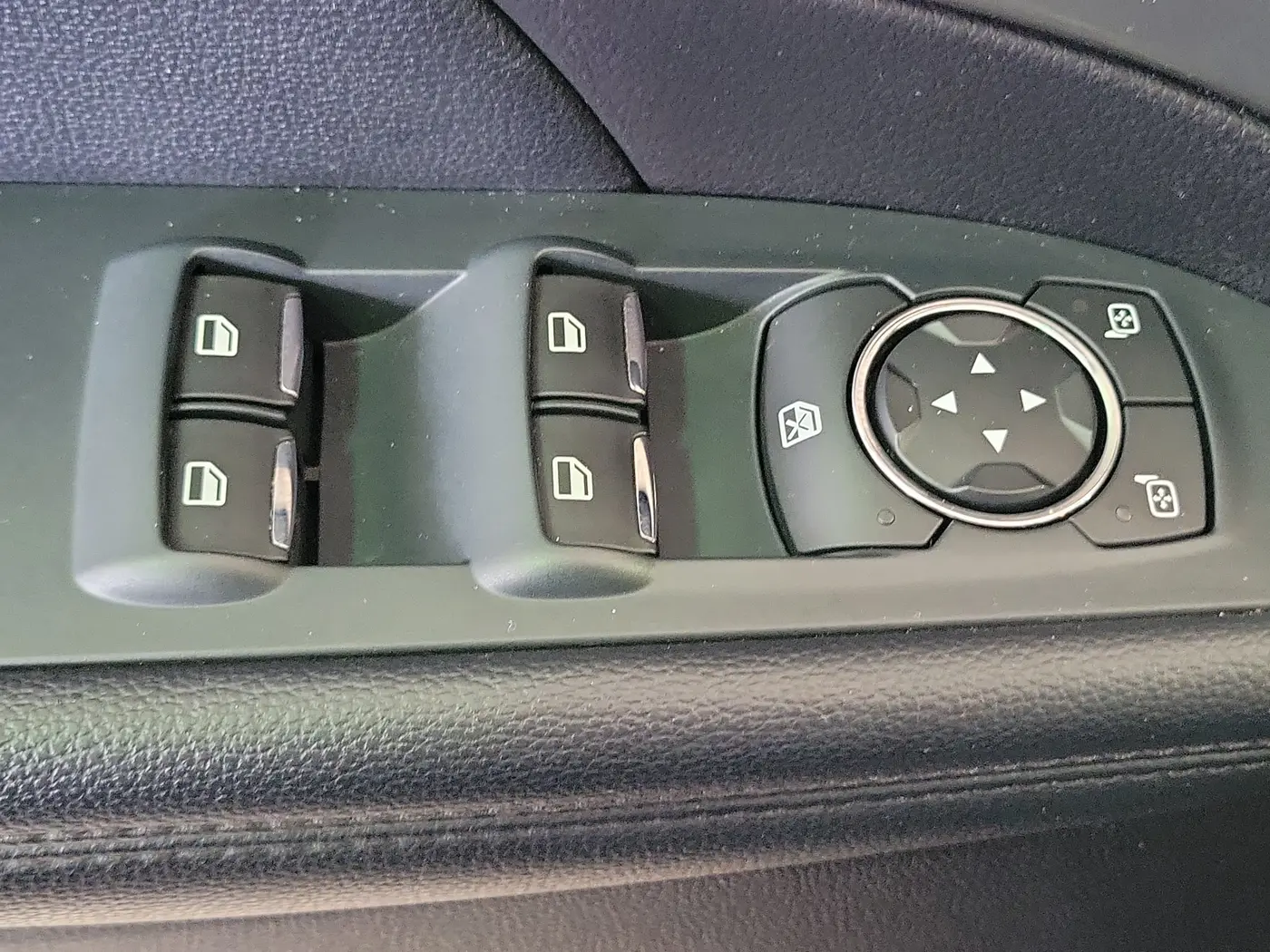 2019 Ford Explorer - $16,990