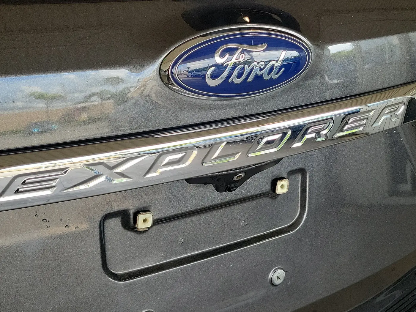 2019 Ford Explorer - $16,990